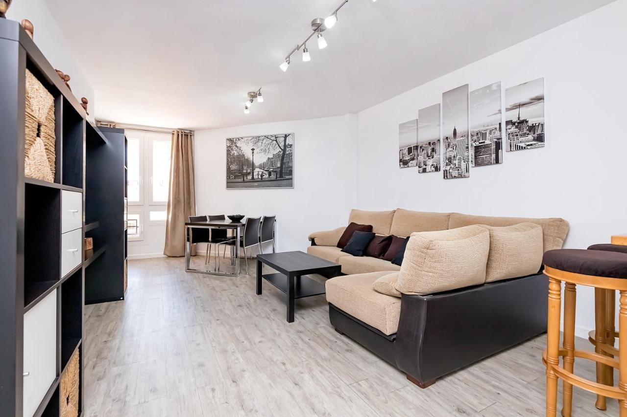 Ferienwohnung Bhost - Roca Castle Torremolinos Exterior foto